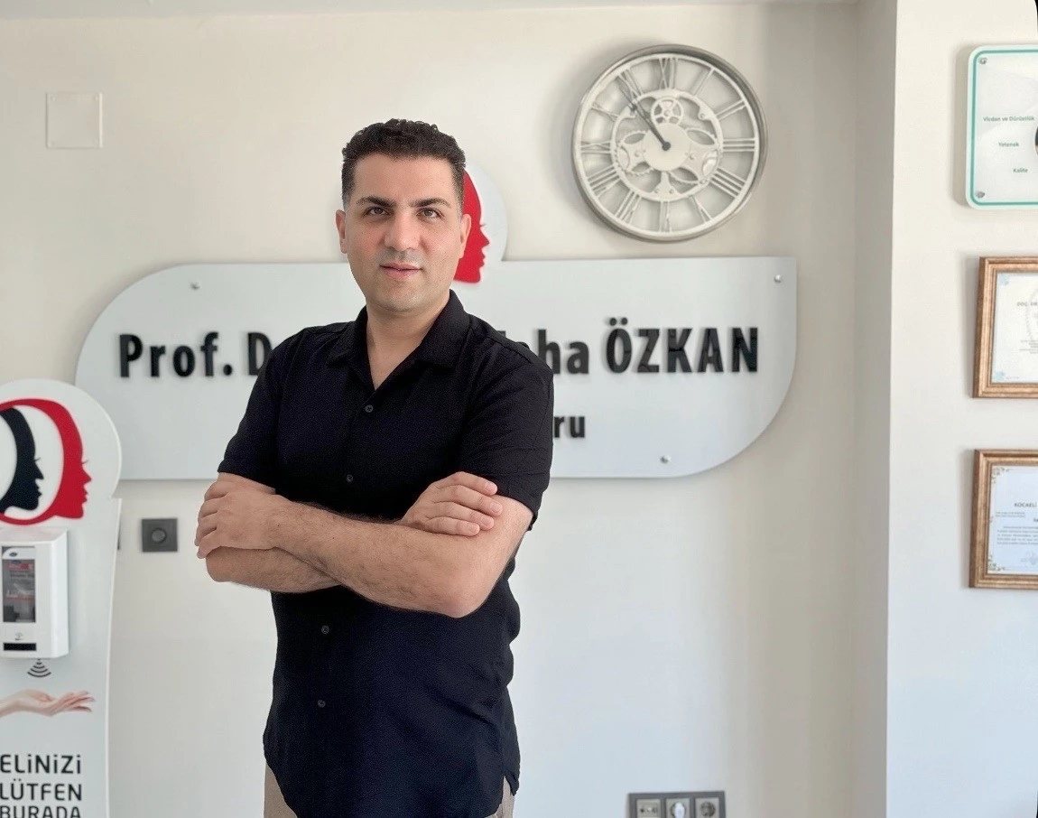 Prof. Dr. Özkan: &quot;40’lı yaşlarda diş kaybı alarmı nedeni erken menopoz&quot;
