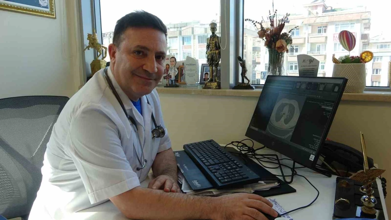 Profesör açıkladı: "3’lü salgın ülkemizde, dikkat olun"