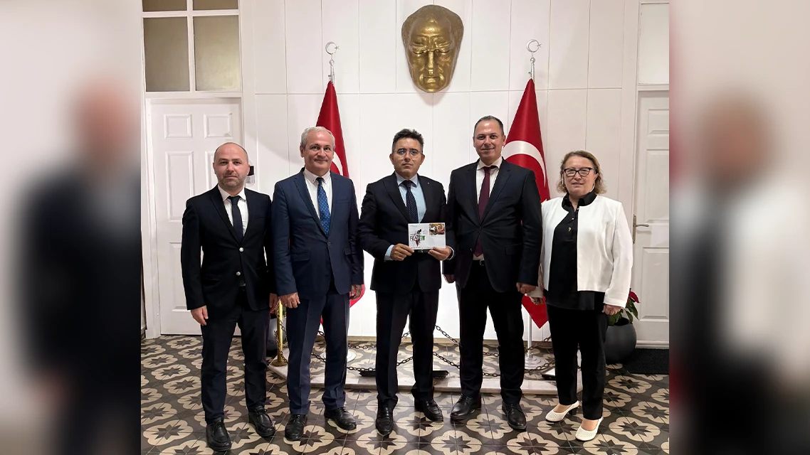 PTT’nin kuruluş yıl dönümü dolayısıyla Marmaris Kaymakamı Kaya’ya ziyaret