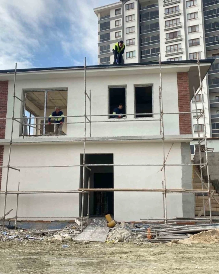 Pursaklar&rsquo;da modern pazar alanı hızla y&uuml;kseliyor
