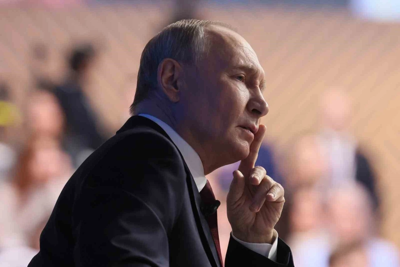 Putin: "Batı, bize karşı saygılı olursa askeri operasyonlara gerek kalmaz"
