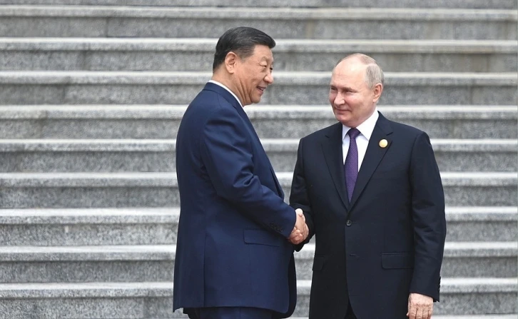 Putin ve Xi Pekin’de bir araya geldi
