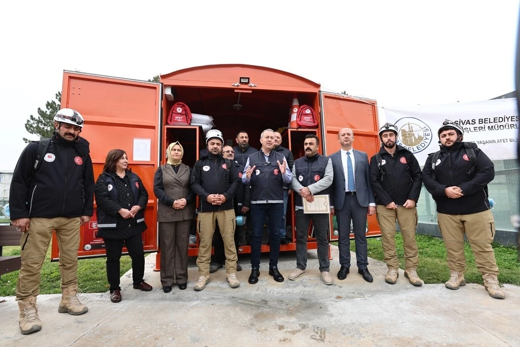 &quot;Afet Konteyneri&quot; uygulaması Sivas’ta başladı
