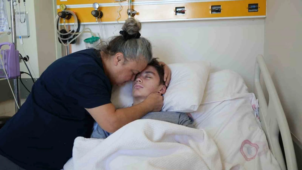 &quot;Ayağıma Bastın&quot; dayağı Murat’ı yatağa mahkum etti
