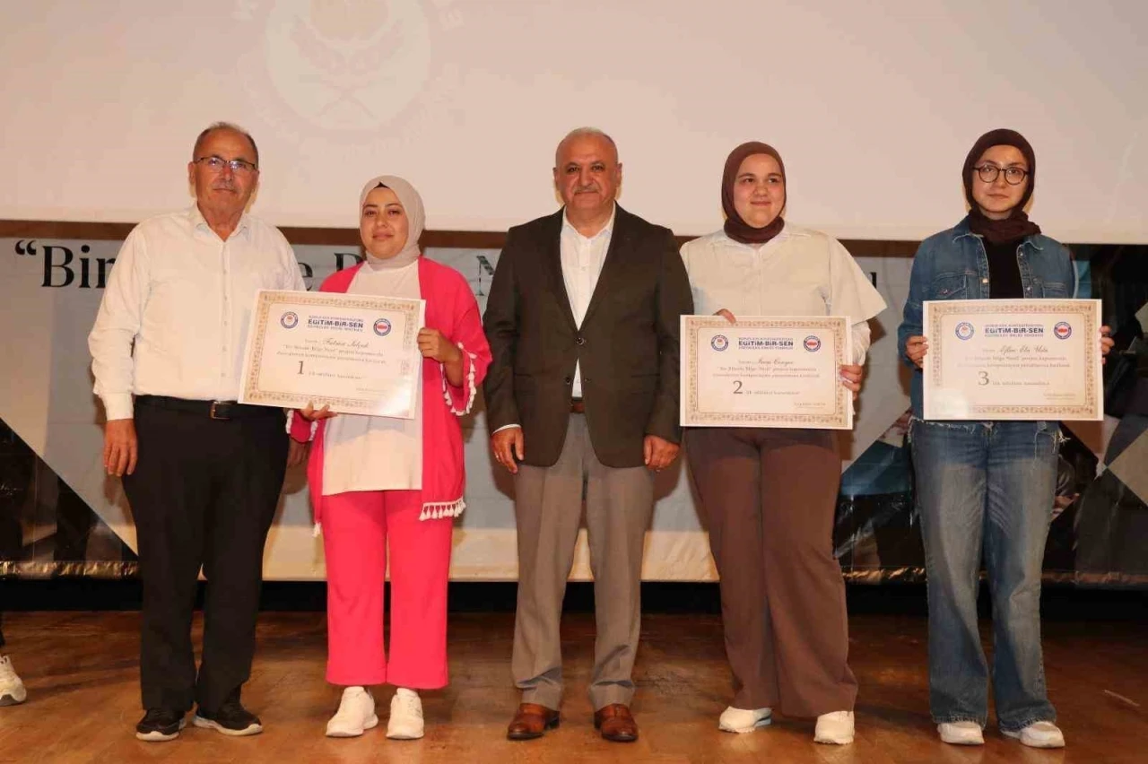 &quot;Bir Bilenle Bilge Nesil&quot; projesinde ödüller sahiplerini buldu
