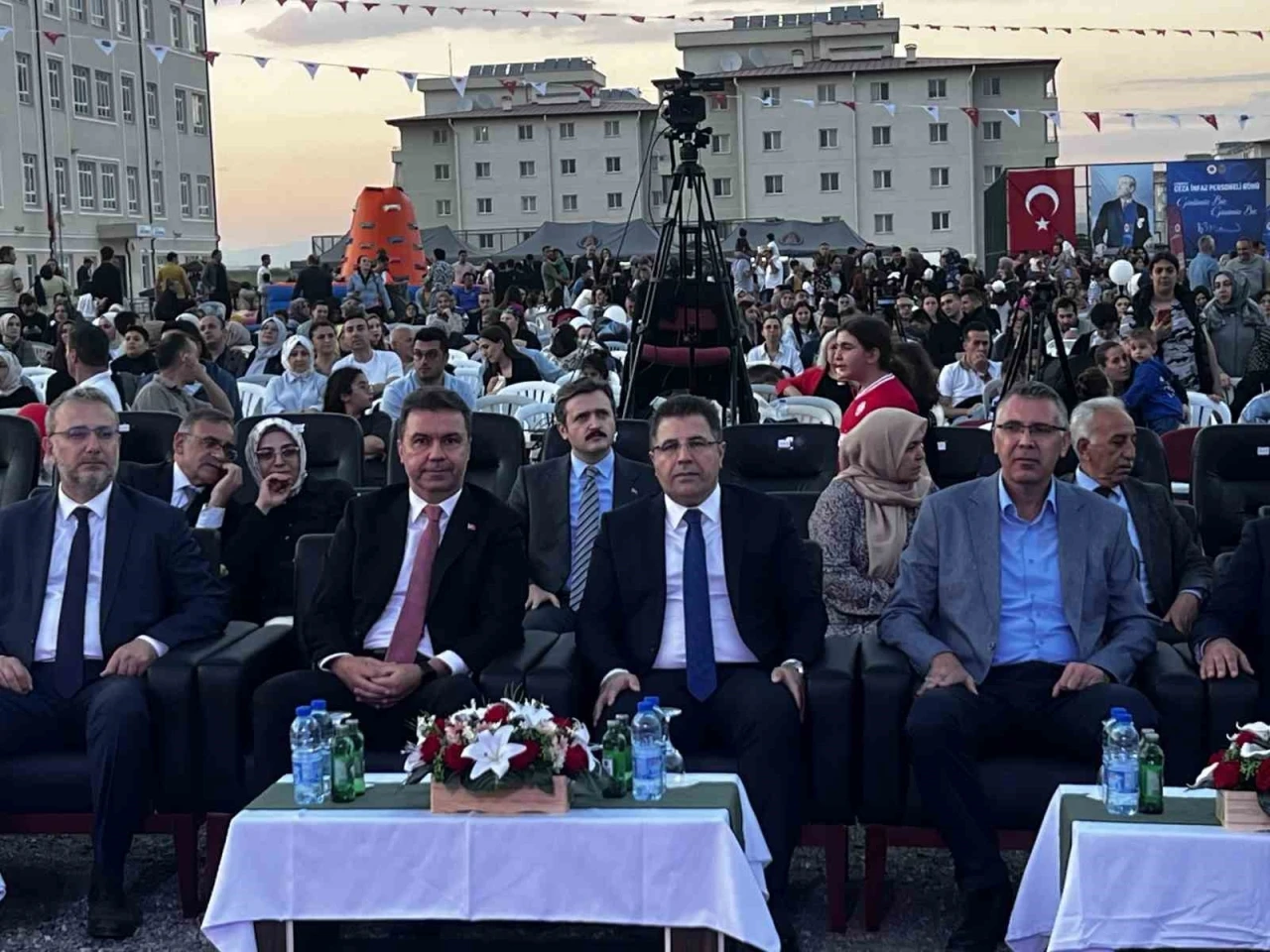 "Ceza İnfaz Personeli G&uuml;n&uuml;" konserle kutlandı
