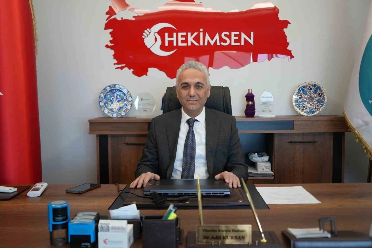 "Değer yargıları zayıflamış bir gen&ccedil;likle karşı karşıyayız"
