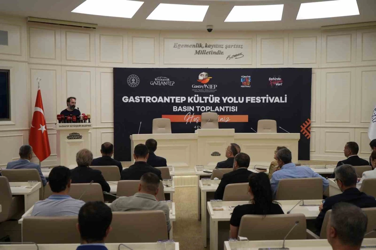 &quot;GastroANTEP Kültür Yolu Festivali&quot; için bilgilendirme toplantısı yapıldı
