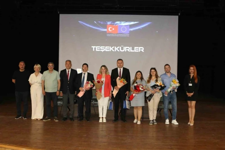 &quot;Geleceğin Meslekleri Zirvesi&quot; Atakum’da gerçekleştirildi
