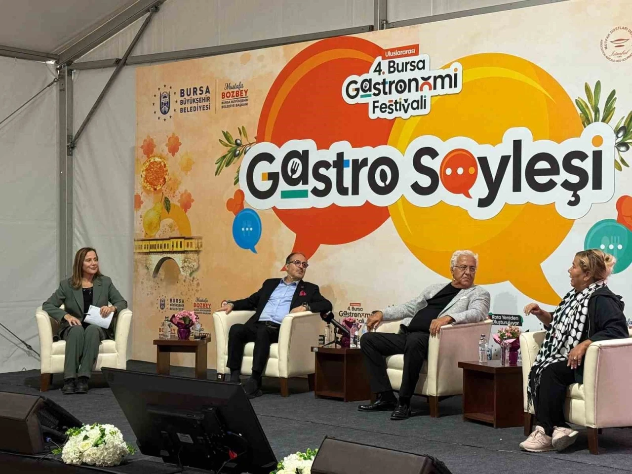 &quot;Gençler köyde para kazanmalı&quot;
