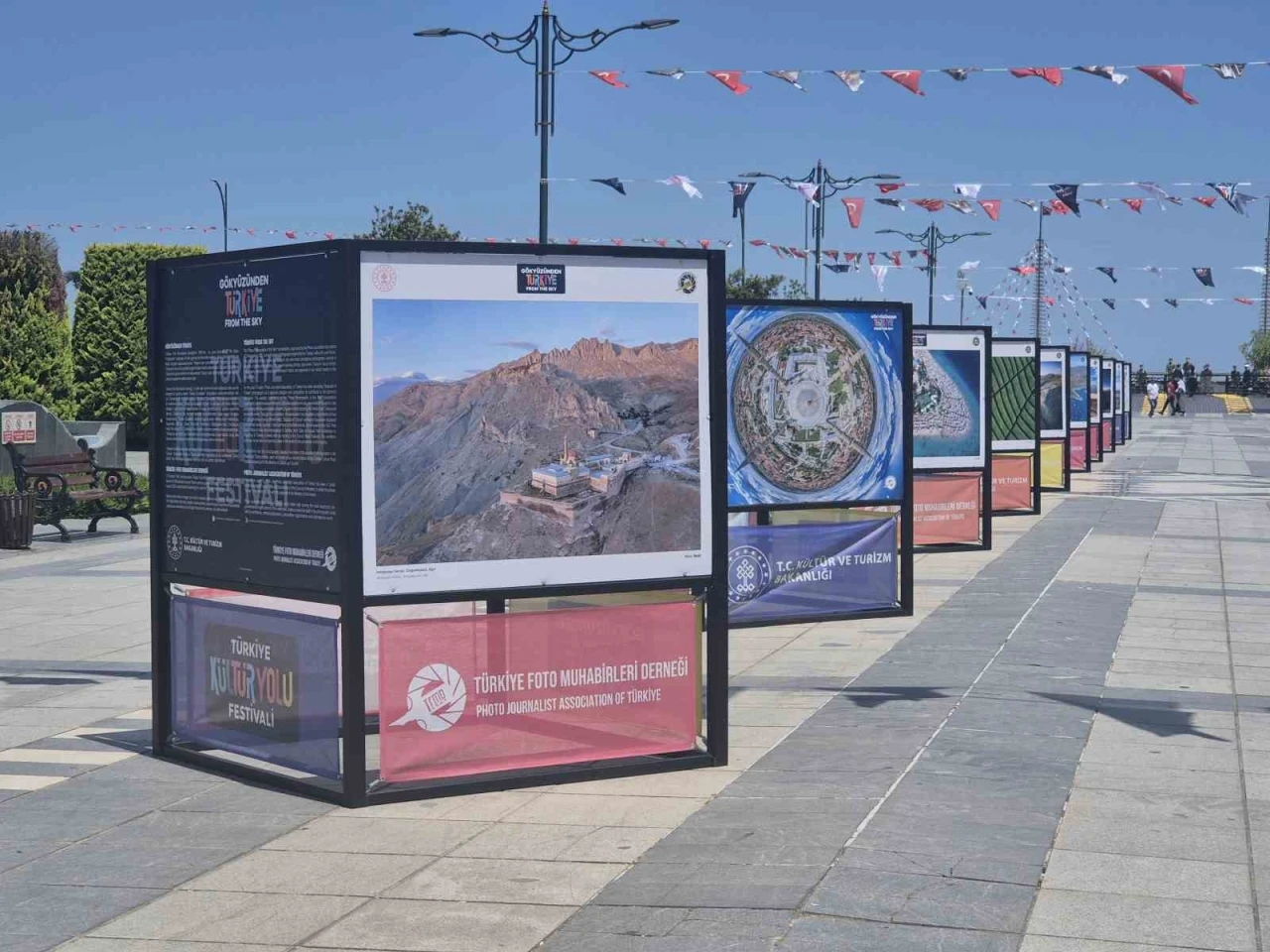 &quot;Gökyüzünden Türkiye Güzellikleri&quot; Samsun’da sergileniyor
