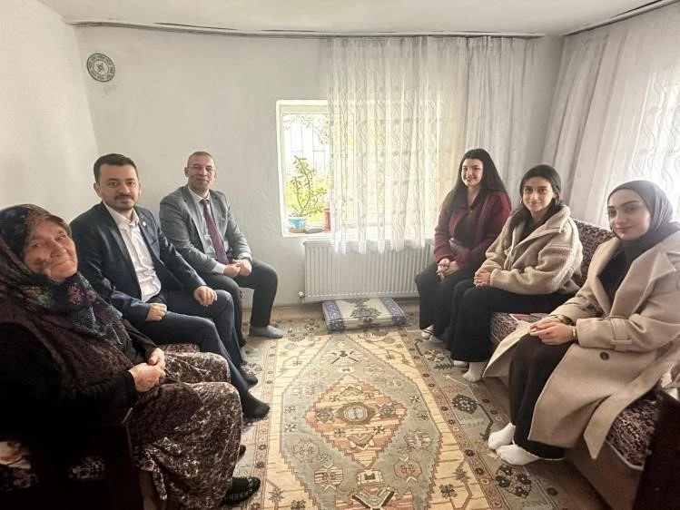 "İnsana Değer" projesi kapsamında G&ouml;lpazarı&rsquo;nda aileler ile bir araya gelindi
