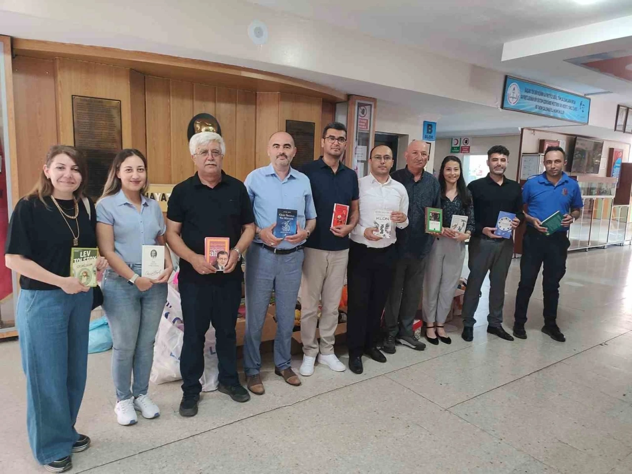&quot;Kitaplar Özgürleştirir&quot; projesi tamamlandı

