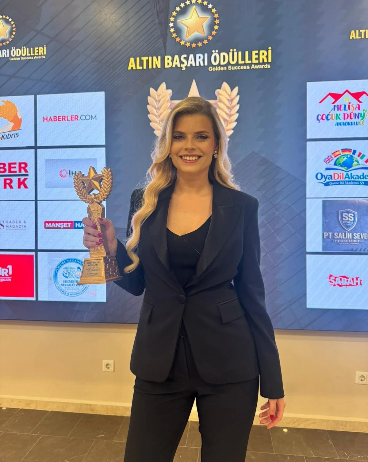 "Kupa G&uuml;nl&uuml;ğ&uuml;", Altın Başarı &Ouml;d&uuml;l&uuml;&rsquo;ne layık g&ouml;r&uuml;ld&uuml;
