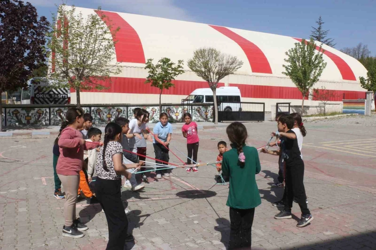 &quot;Merkezim Her Yerde&quot; projesiyle Davulga’da renkli etkinlik
