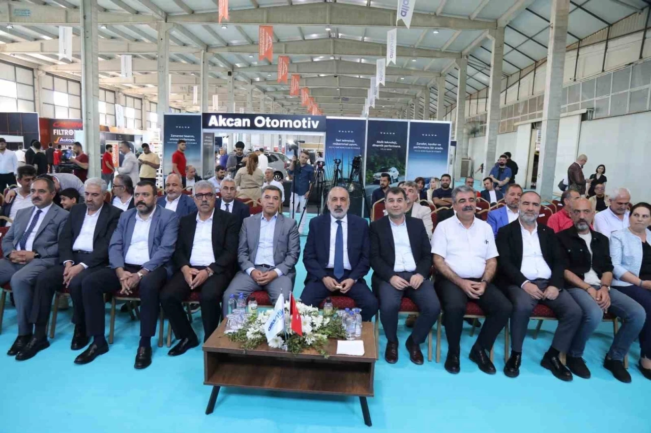 &quot;Mezopotamya Otomobil ve Mobilite Fuarı&quot; başladı
