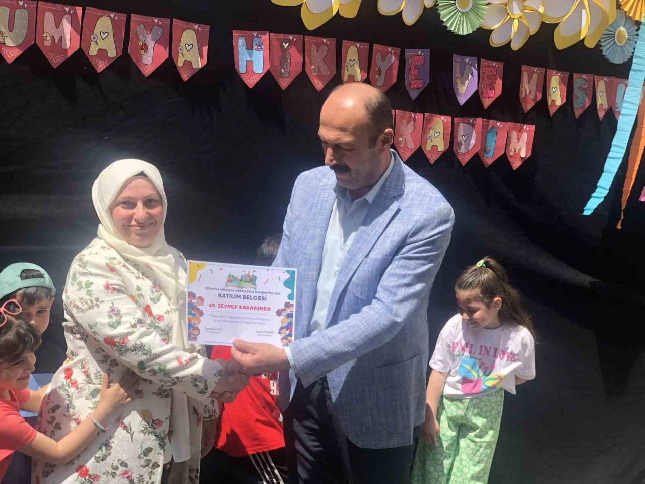 &quot;Okumaya Hikaye ve Masallarla İlkadım Projesi&quot; sene sonu sergisi
