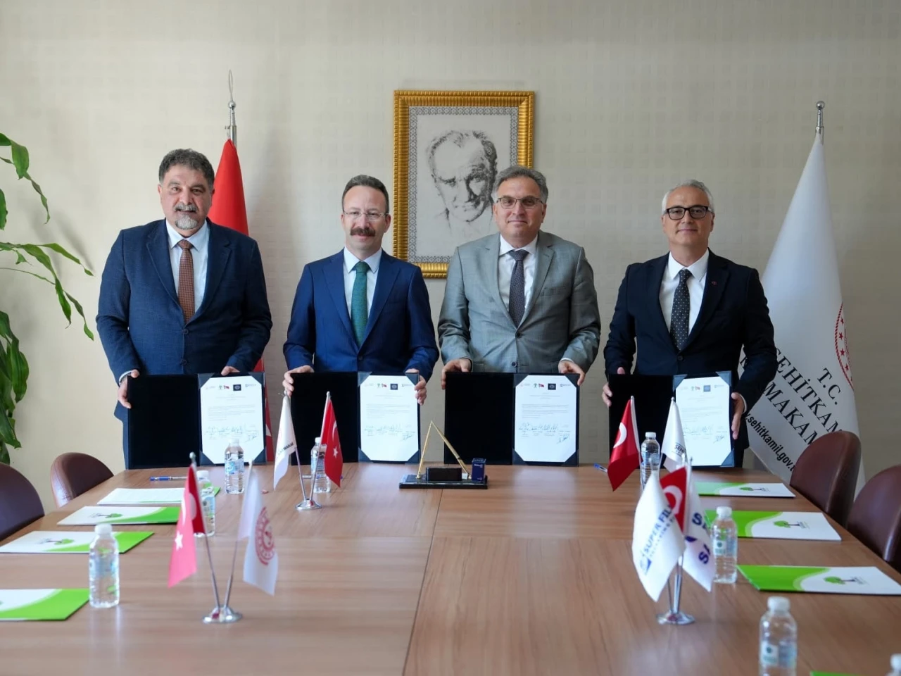 "S&uuml;per &Ccedil;ocuk Projesi" i&ccedil;in iş birliği protokol&uuml; imzalandı
