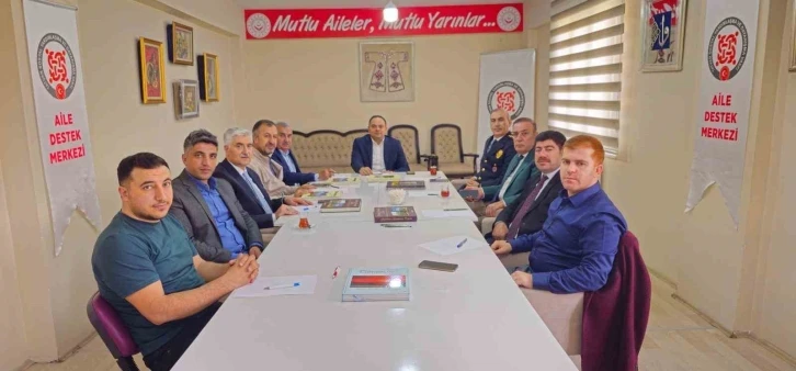 "Tatvanname" kitabı g&uuml;ncel haliyle okuyucuyla buluşacak
