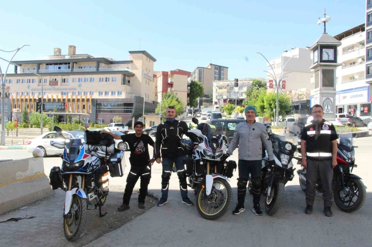 &quot;Terörsüz Türkiye&quot; sürecinde Şırnak ziyaretçilerin uğrak noktası oldu
