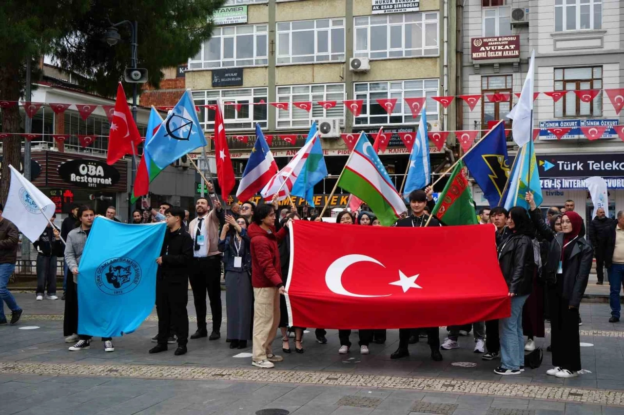 &quot;Türkçülük Günü&quot; Samsun’da törenle kutlandı
