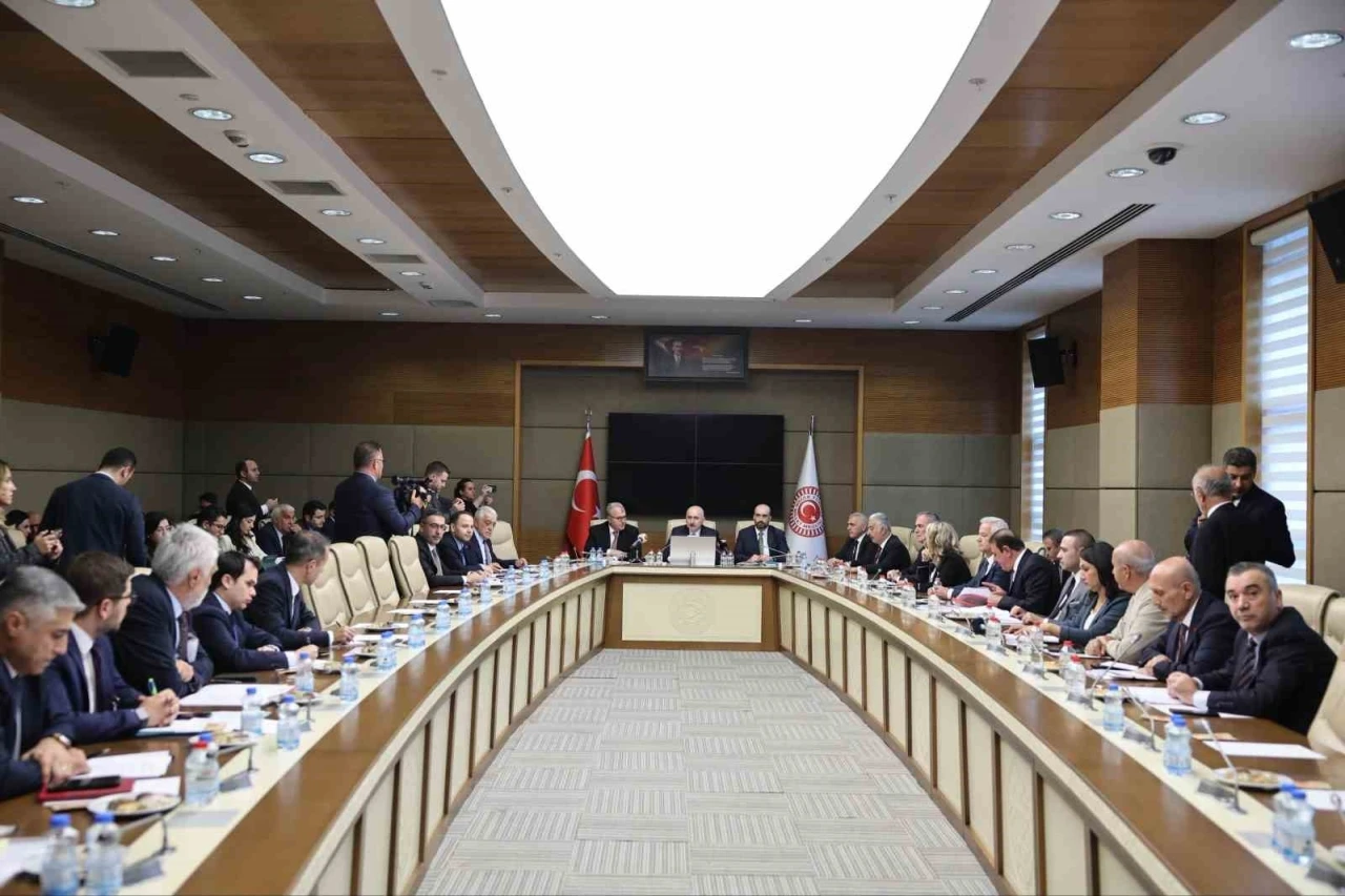 &quot;Vakıflar Kanunu’nda Değişiklik Yapılmasına Dair Kanun Teklifi&quot; Komisyon’da
