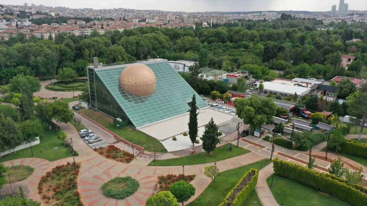 &quot;Yapay Zeka Yönetmenini Arıyor: Kısa Film Hackathonu&quot; Gaziantep’te gerçekleşiyor
