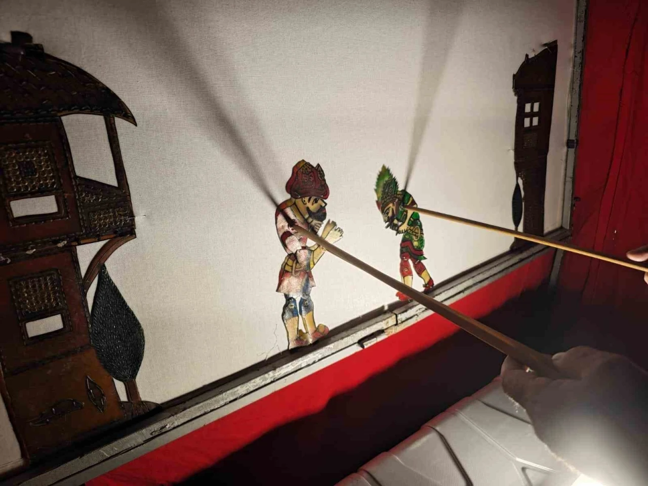 Ramazan Ayı’nda çocuklar için Hacivat Karagöz Şenliği’ne yoğun ilgi