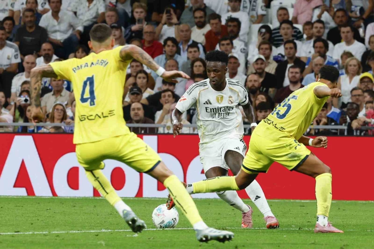 Real Madrid maç fazlasıyla liderliğe yükseldi
