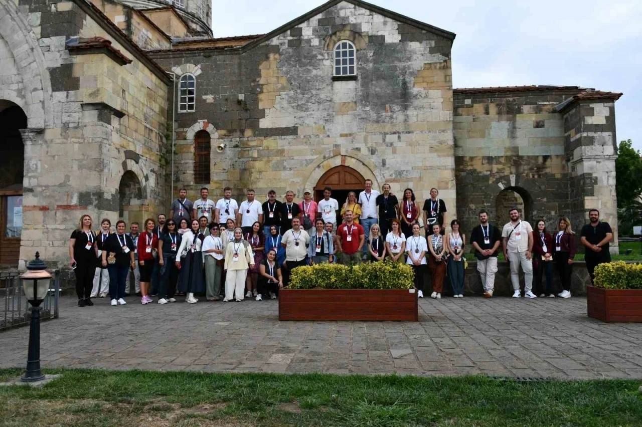 Rehber adayları Karadeniz’in zenginliklerini yerinde öğreniyor
