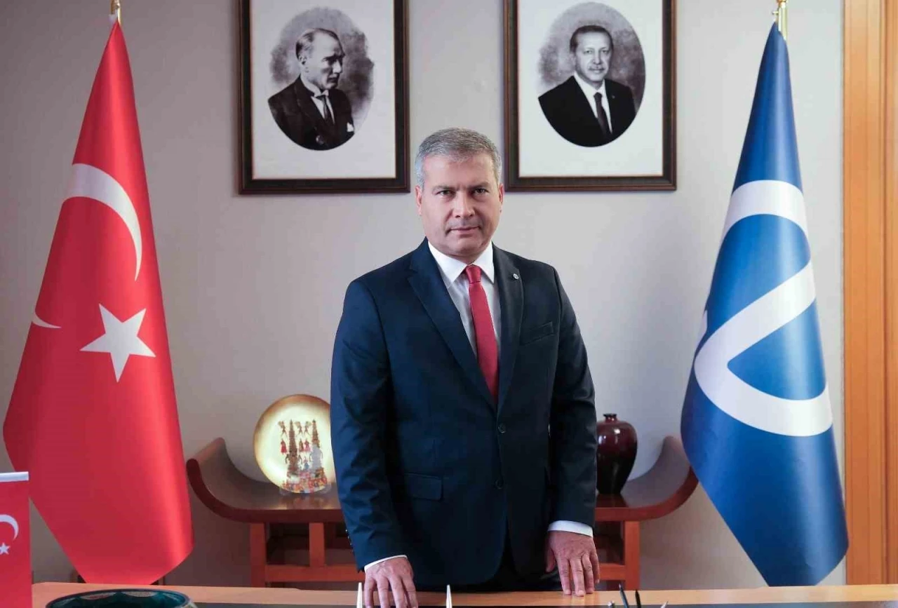 Rektör Adıgüzel: &quot;15 Temmuz, Türk milletinin kendi eliyle yazdığı bir destandır&quot;
