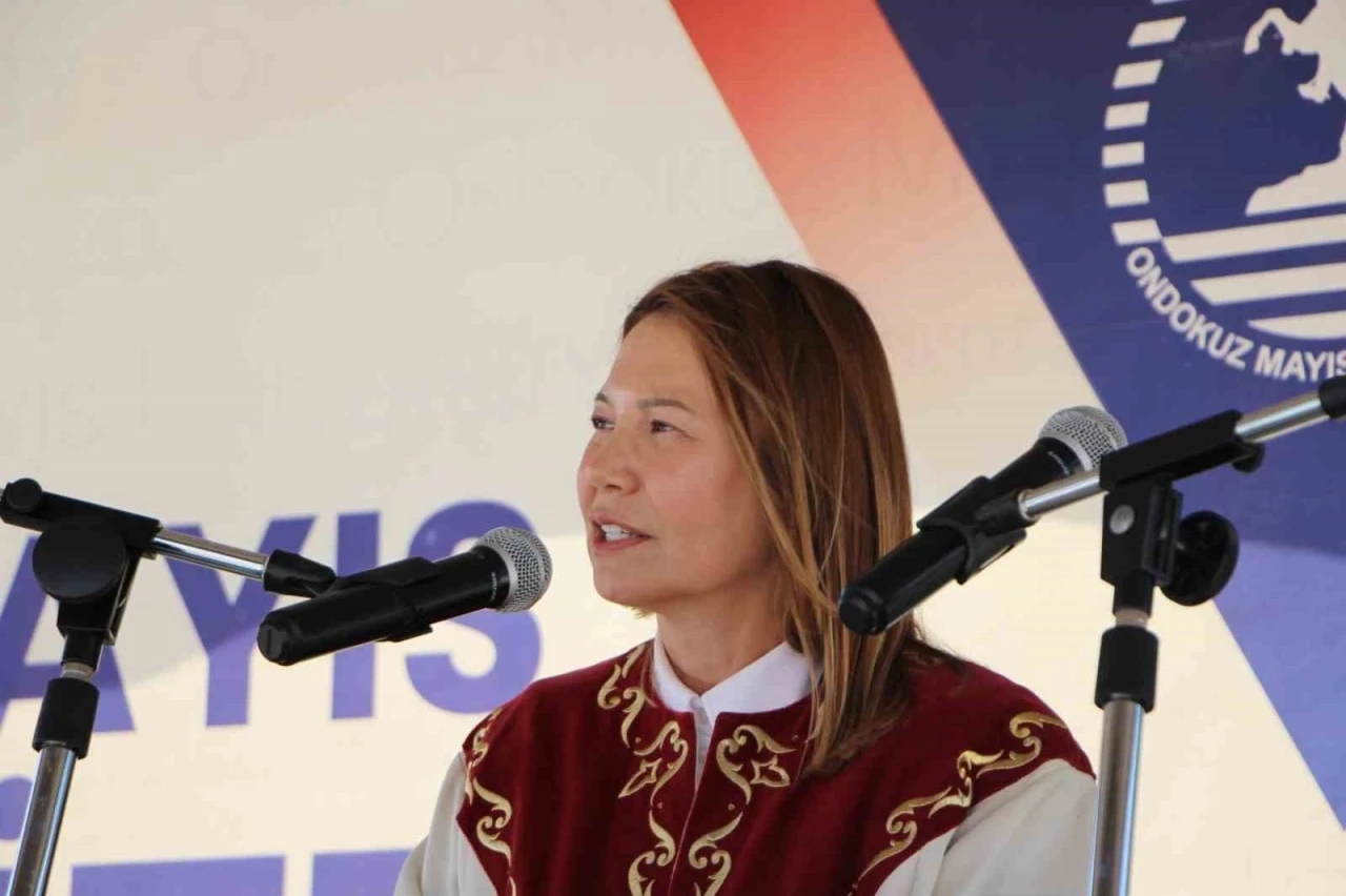 Rektör Aydın: &quot;Türkiye’mize sahip çıkmak, hepimizin vazgeçilmez vazifesidir&quot;
