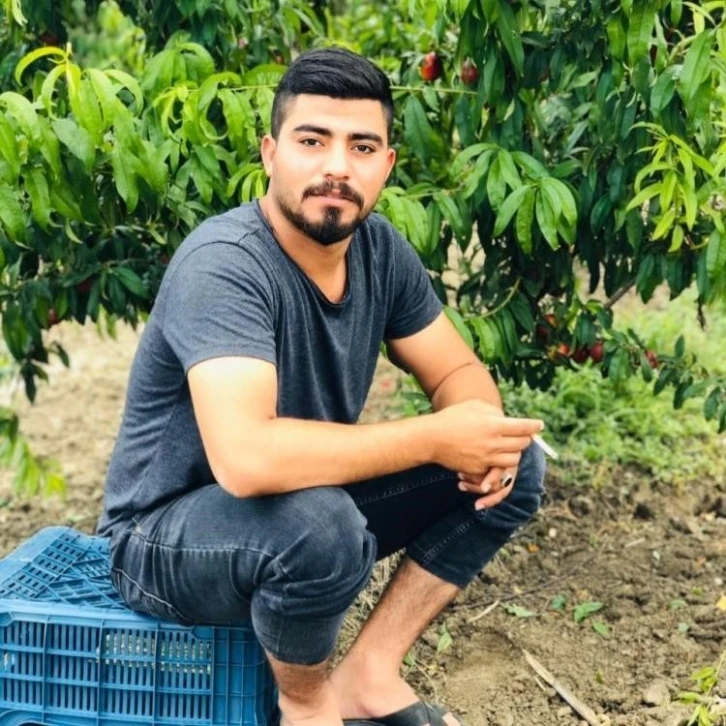 Restoranda silahlı saldırıda yaralanan kişi 8 g&uuml;n sonra &ouml;ld&uuml;
