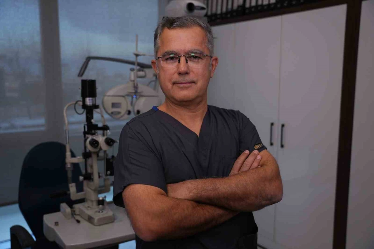 Retina ve vitreus hastalıklarına dikkat
