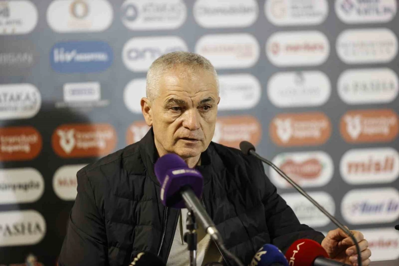 Rıza Çalımbay: "Kalan maçlarımızı iyi şekilde bitirmemiz gerekiyor"