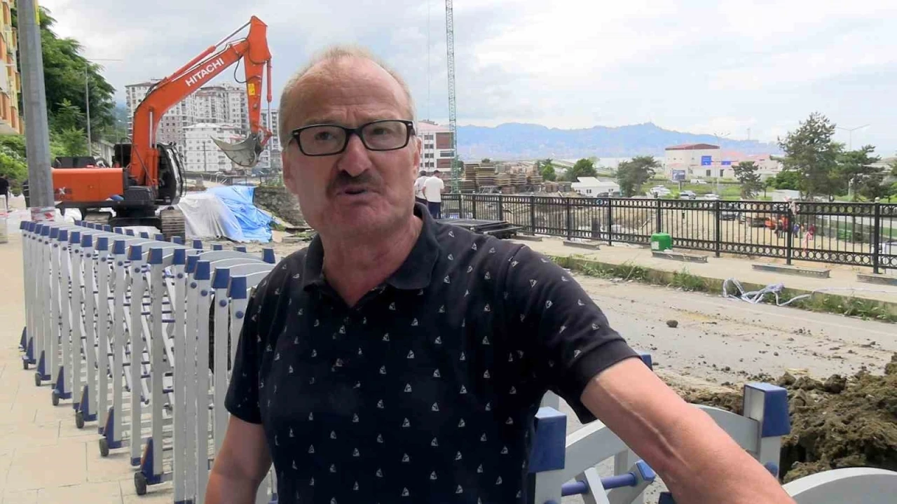 Rize&rsquo;de &ccedil;&ouml;ken yolla ilgili tahliye edilen bina sakinleri "Biz uyarmıştık" dedi
