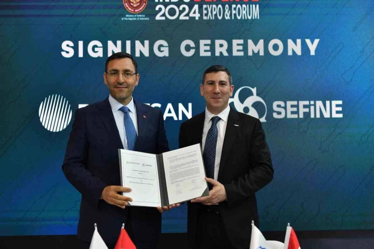 Roketsan ve Sefine Tersanesi, Endonezya’nın deniz savunmasına güç katmak için iş birliğine imza attı
