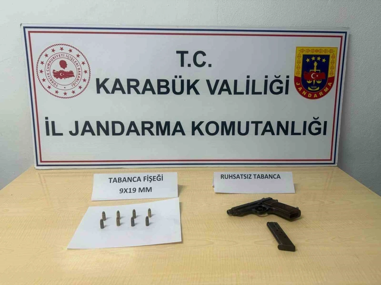 Ruhsatsız silahla yakalanan şahıs tutuklandı
