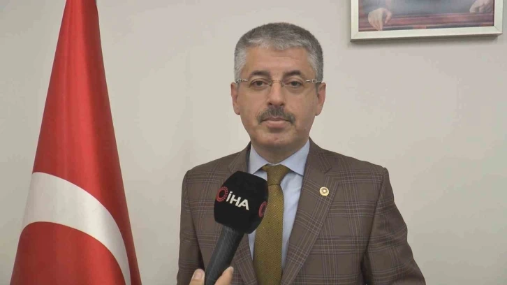 Şaban Çopuroğlu: “Kayseri’nin talepleri için bakanlık bakanlık gezmeye devam edeceğiz”
