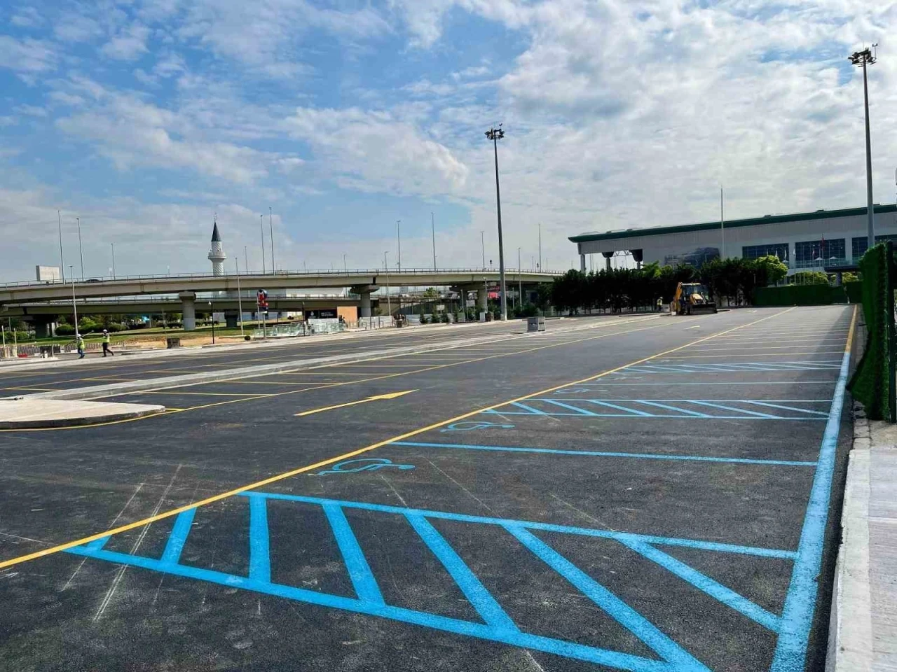 Sabiha Gökçen’de 144 araçlık yeni otopark bugün hizmete girdi
