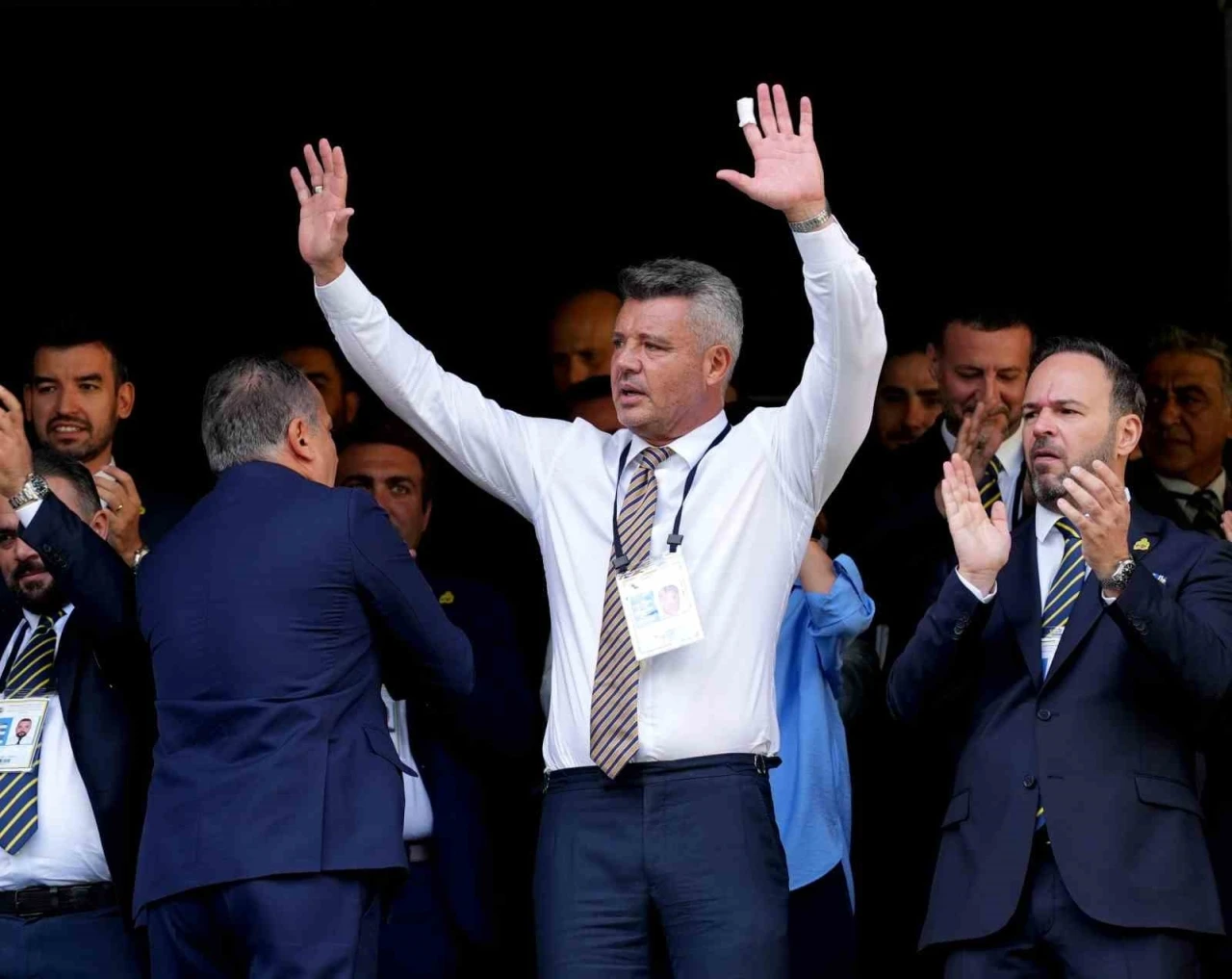Sadettin Saran, Fenerbahçe’nin 38. başkanı oldu
