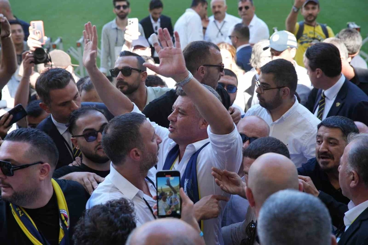 Sadettin Saran: &quot;Biz bu birliği sağlarsak bundan sonra düşmanlarımız düşünsün&quot;
