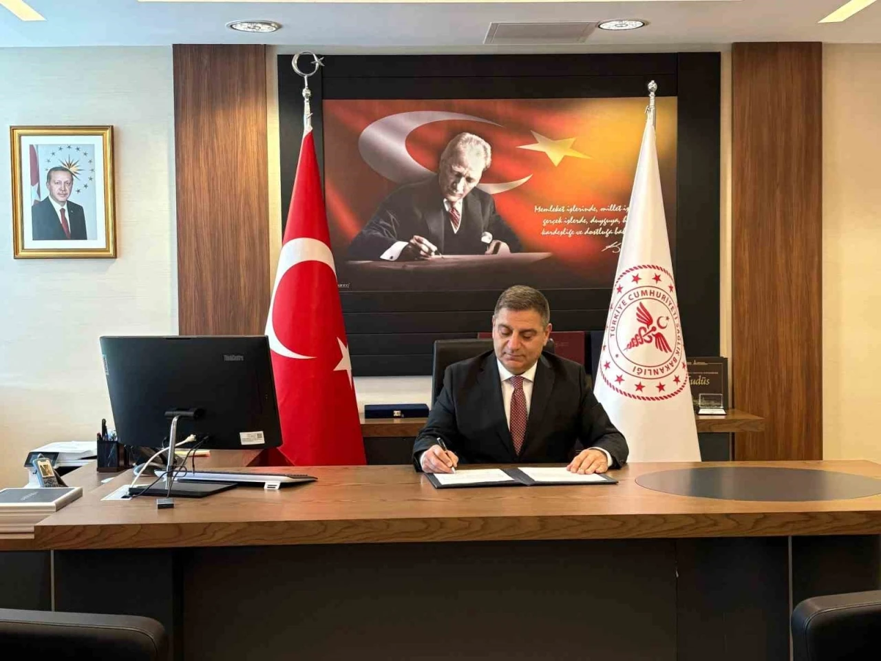 Sağlık Hizmetleri Genel Müdürü Velioğlu: &quot;Organ bağışı yapan kişinin birinci derece yakınları ihtiyaç halinde öncelikli olacak&quot;
