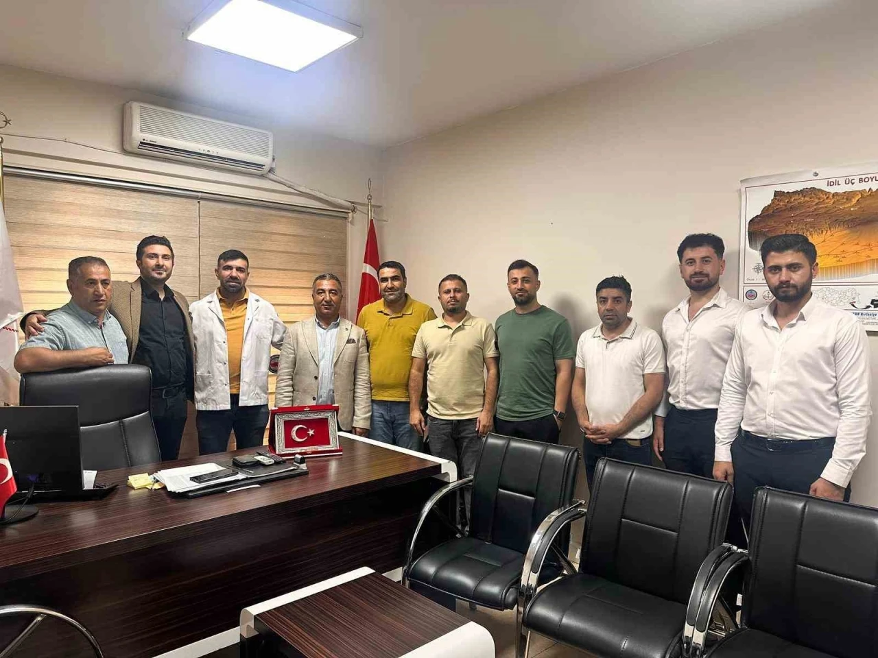 Sağlık-Sen Başkanı Anmal, İdil İlçe Sağlık Müdürüne birinci basamak sağlık hizmeti sorunlarını iletti
