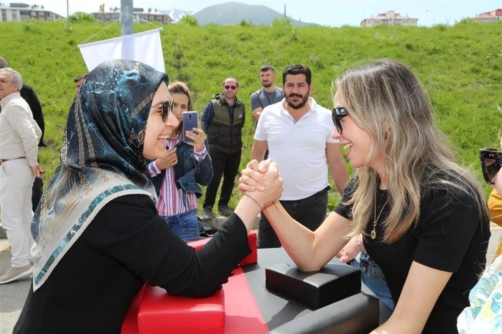 Sağlıkçılar sağlıklı yaşam için buluştu
