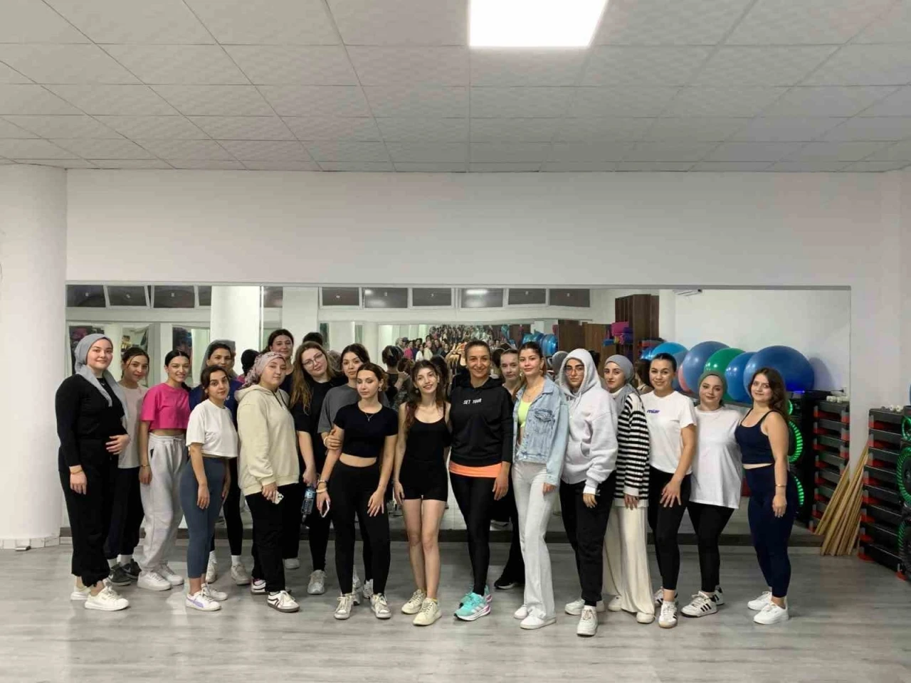 Sağlıklı Yaşam Merkezi, öğrencilerin ilgi odağı oldu
