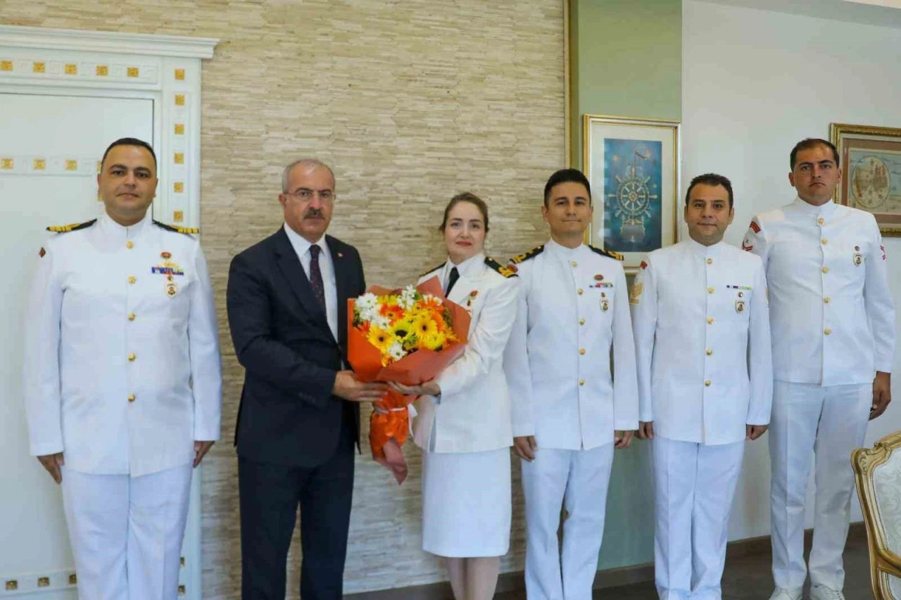 Sahil Güvenlik Komutanlığı’ndan Vali Toraman’a ziyaret
