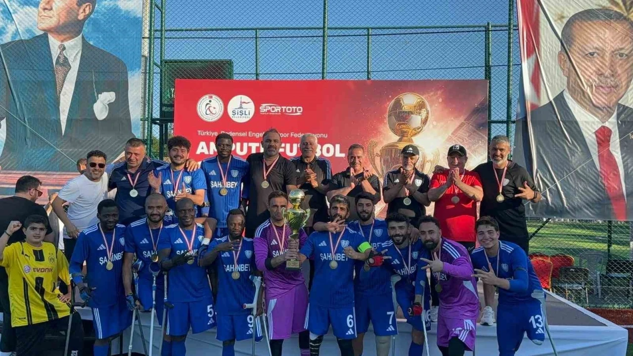 Şahinbey Ampute&rsquo;den tarihi başarı: 3 kupa birden

