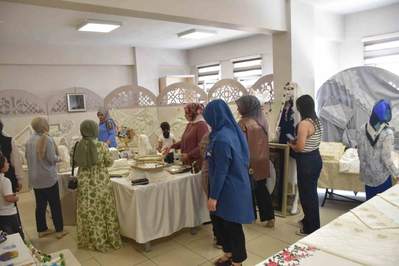 Şahinbey&rsquo;de el emeği kazanca d&ouml;n&uuml;ş&uuml;yor
