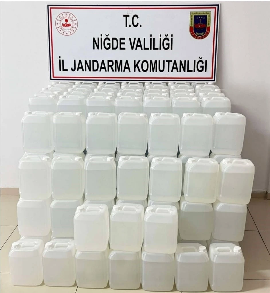 Sahte alkolü kargo yoluyla satacakken yakalandı